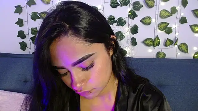 angie_boo1's Webcam Show