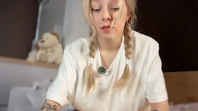 LeeryWonder: онлайн-секс-чат