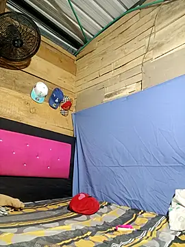 Emyli_Liammn Live XXX chat