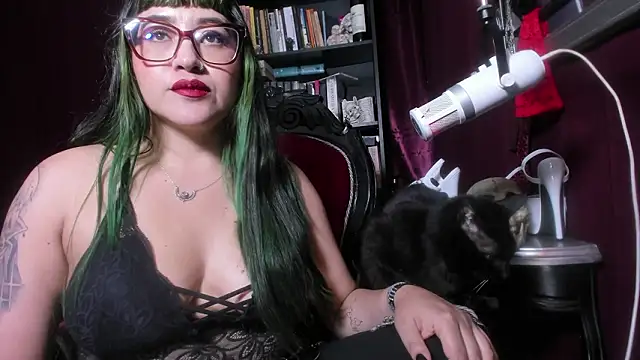 MeGoddesSara – Naživo XXX chat