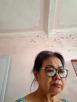 دردشة Hotestlove الجنسية المباشرة