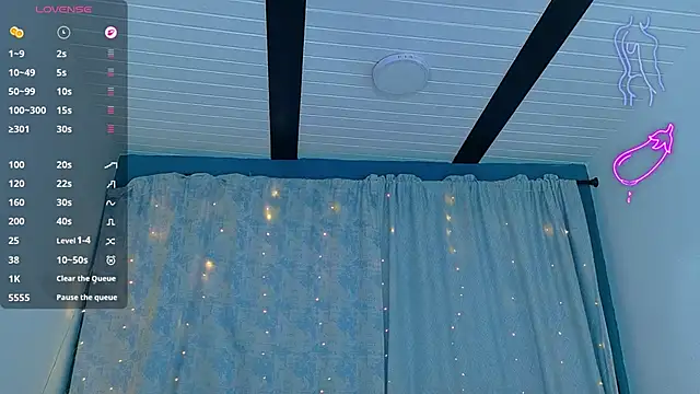 NicolasTorrez live XXX chat