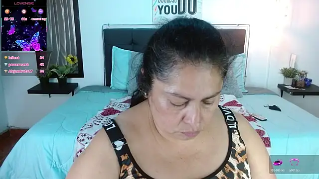 Keyla01_ Adlı Modelin Canlı XXX Sohbeti