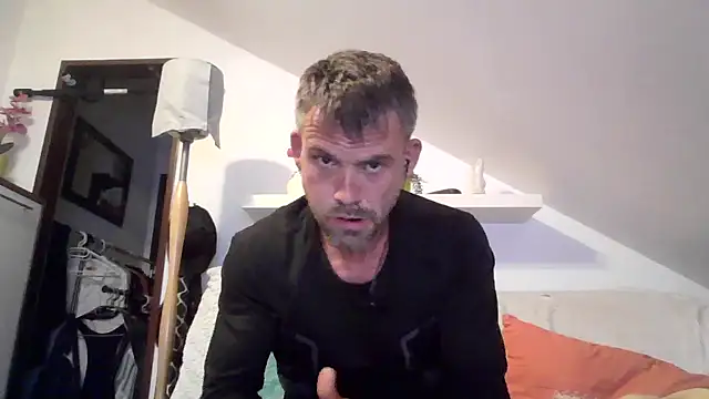 Cambitchboy Show in webcam