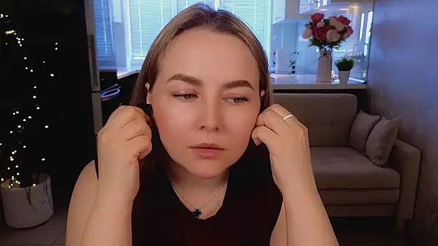 Mira_Mermayd Live XXX-Chat