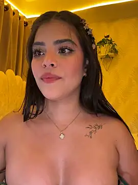 Chat XXX en directo de Sara-Evans