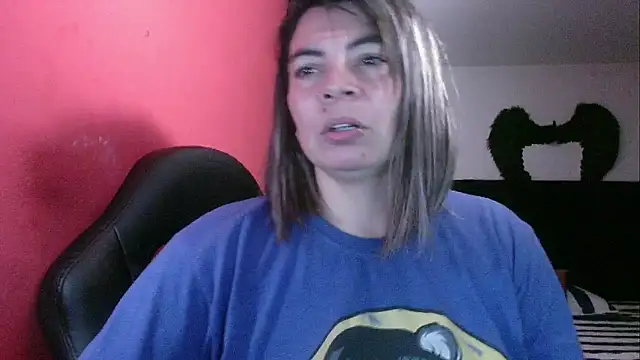 XXX chat uživo modela charlotedoll