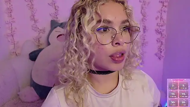 Chat XXX ao vivo de Haelycute