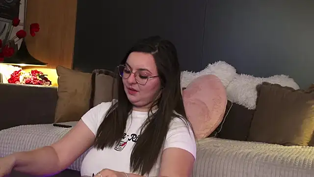 Mia_Swano Chat XXX in diretta