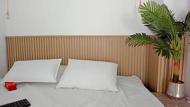 Samantha_Sra_ Chat XXX in diretta