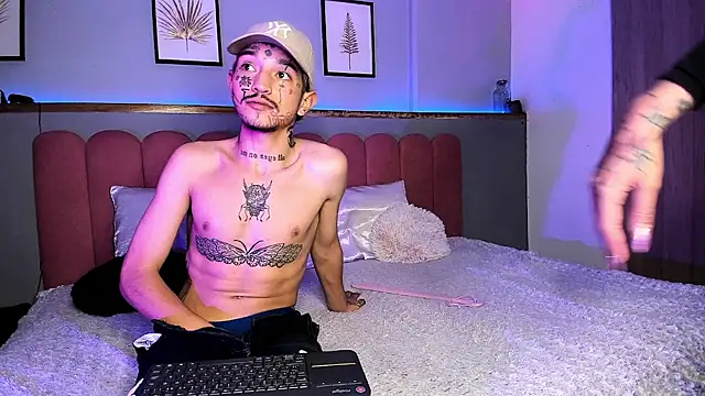 Živý XXX chat MidnightSinners