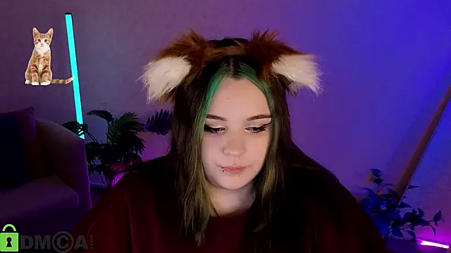 Mia_R0ss élő XXX-chatje