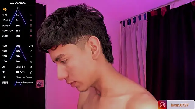 عرض كام Damien_Howard