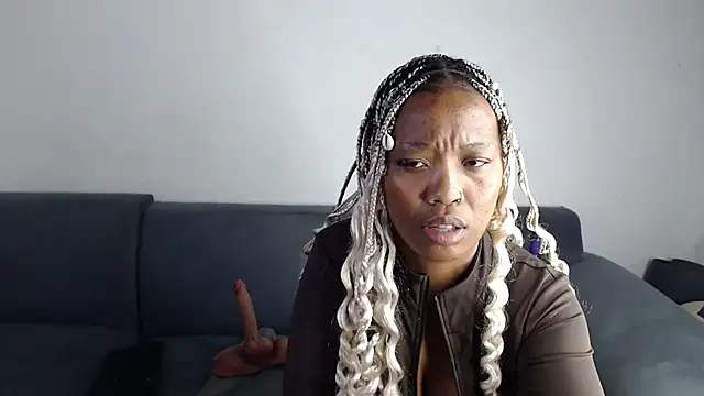 Doja_Peach – Naživo XXX chat