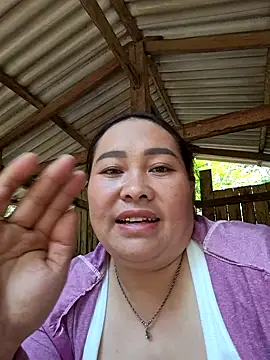 Nin-anna Pertunjukan Webcam