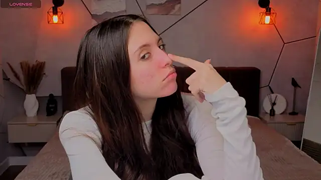 elise_robbie's Live XXX Chat