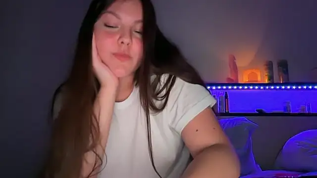 yourmila1 élő XXX-chatje