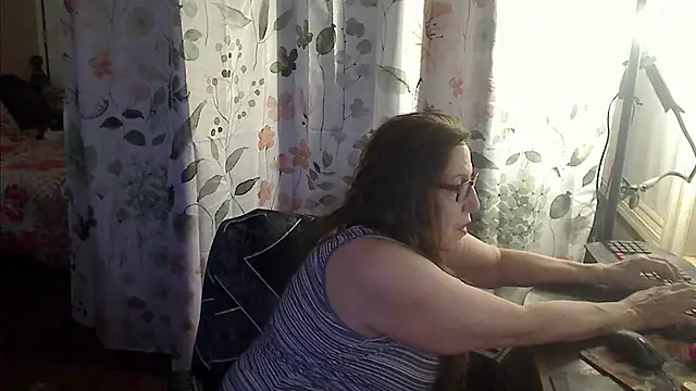 Ireallysquirt Chat XXX live