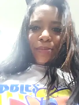 cindy_damm Adlı Modelin Canlı XXX Sohbeti