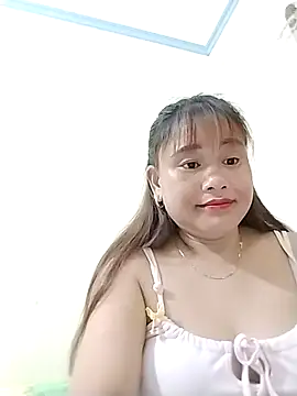 Moubie1 Adlı Modelin Canlı XXX Sohbeti