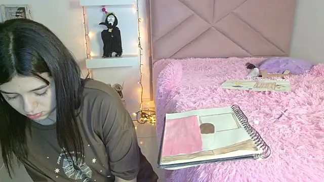 eva_sin18 Chat XXX in diretta