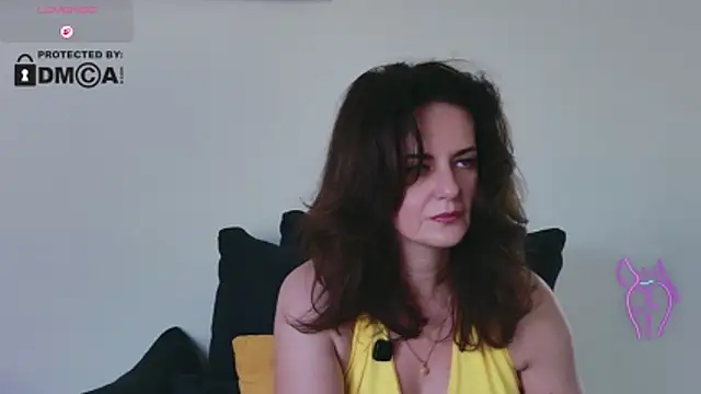 Witch_in_Velvet: απευθείας συνομιλία ΧΧΧ