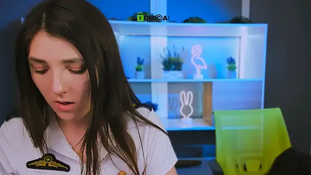 Show modela alia_skay na web-kameri