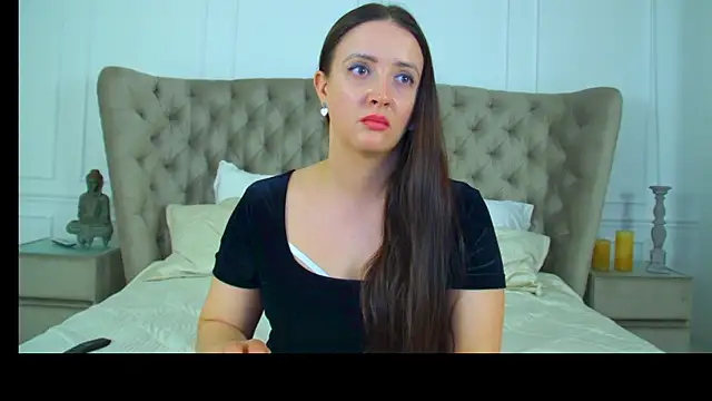 ElinaBellucci 라이브 XXX 채팅