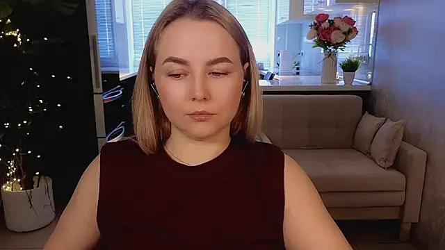 Mira_Mermayd's Live XXX Chat