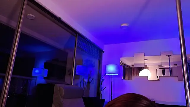 mandi4pole_ Adlı Modelin Canlı XXX Sohbeti