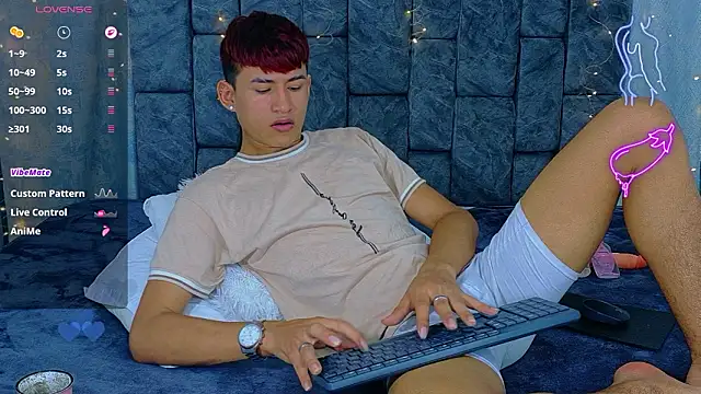 NicolasTorrez Adlı Modelin Canlı XXX Sohbeti