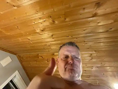 The_Oldbull Chat XXX in diretta