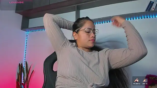 vickylatina_ Live XXX Chat