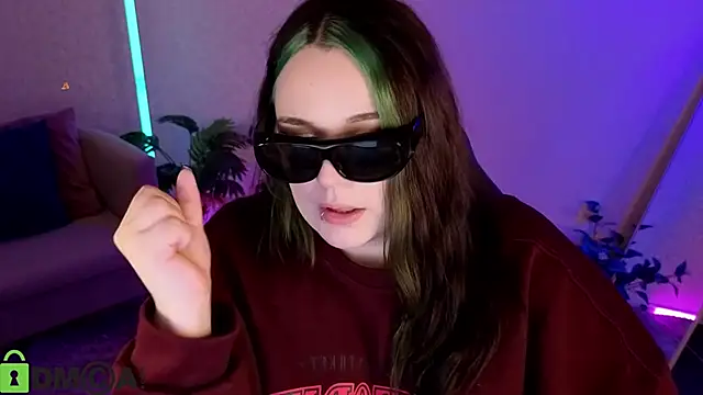 Mia_R0ss Adlı Modelin Canlı XXX Sohbeti