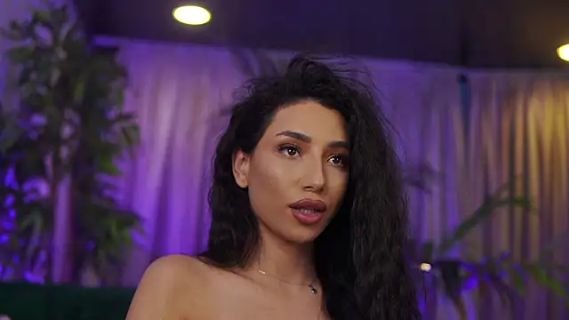 GinaValentinna's Live XXX Chat