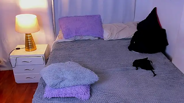 santy-kitty 现场XXX聊天