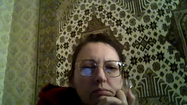 FayInessaKiss Live XXX-chat