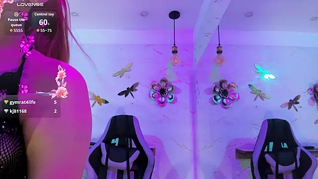 Natasha-Adams' Live XXX Chat