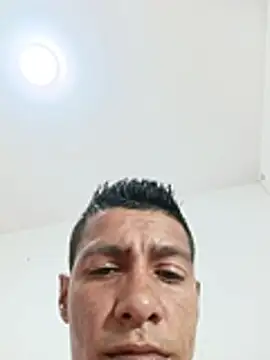 valenpaisita2123's Live XXX Chat