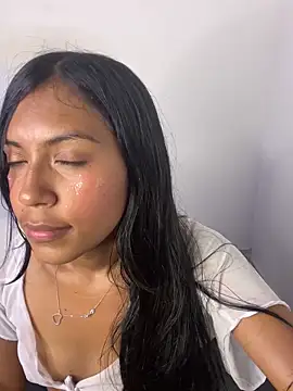 Maddie_7 – Naživo XXX chat