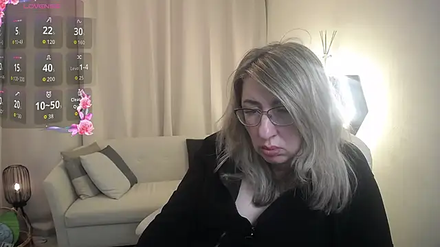 แชท XXX สดของ KKMimiKK