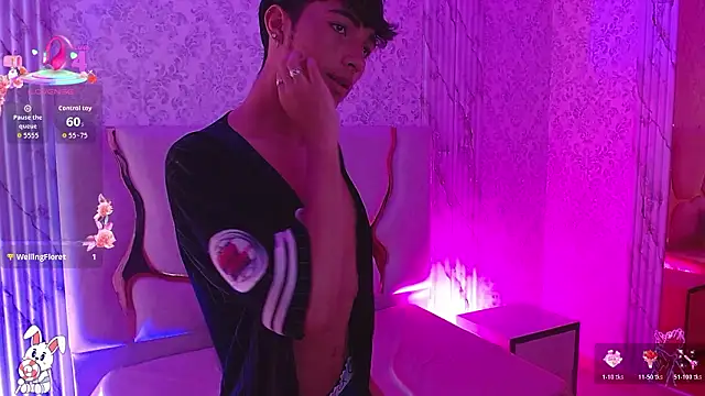 osamu_tay: διαδικτυακό σόου στην κάμερα