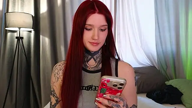 SophieInkk Live XXX-chat