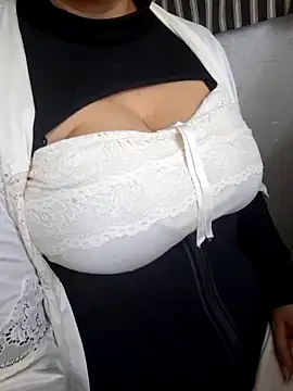 DerryGalletita: онлайн-секс-чат