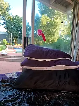 ChoklitBerryXX Chat XXX in diretta