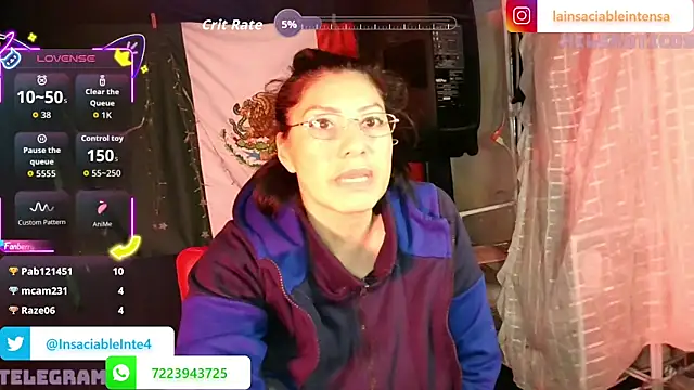 Živý XXX chat LaInsaciableIntensa