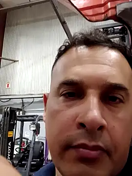 Show modela Ezehombre na web-kameri