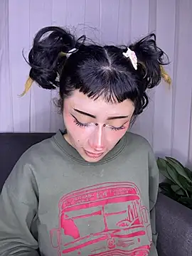 baby_akuma – Naživo XXX chat