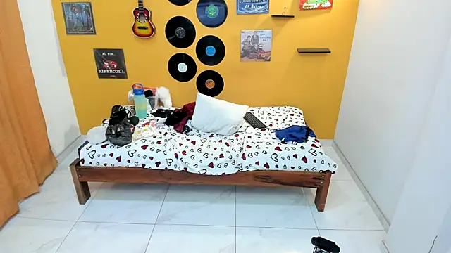 Chatroom XXX en direct de lilithevil32