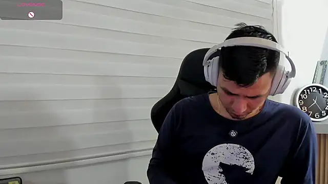 Rick_Adams: онлайн-секс-чат